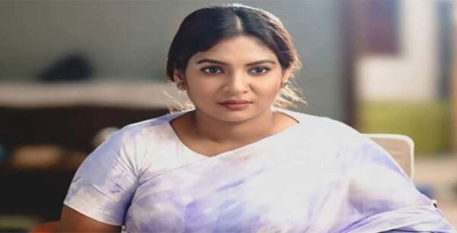 দুই কন্যাকে আটকে রেখে বিপজ্জনক ড্রাগস, অভিযোগ নীলা ইসরাফিলের