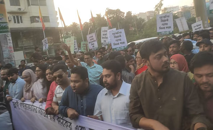  জুলাই গণহত্যায় দণ্ডিতদের সাজা বাস্তবায়নের দাবিতে এনসিপির গণমিছিল