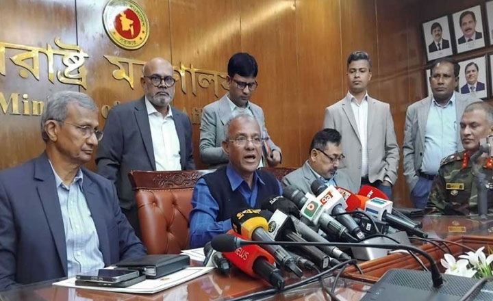  শিগগিরই অপারেশন ডেভিল হান্ট ফেইজ-২’ চালু হবে: স্বরাষ্ট্র উপদেষ্টা 