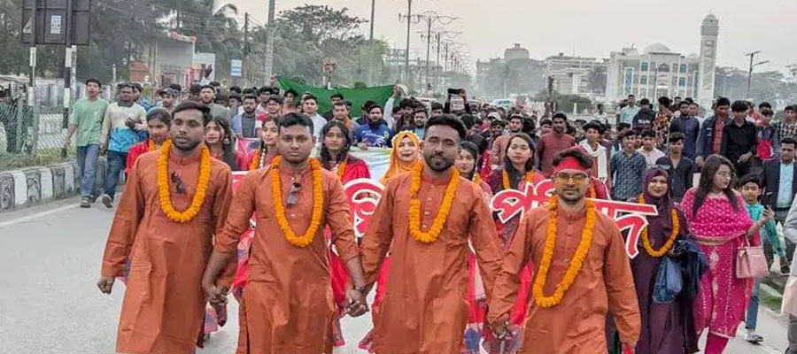   নুরকে মন্ত্রি হওয়ায় পটুয়াখালীতে বিজয় মিছিল