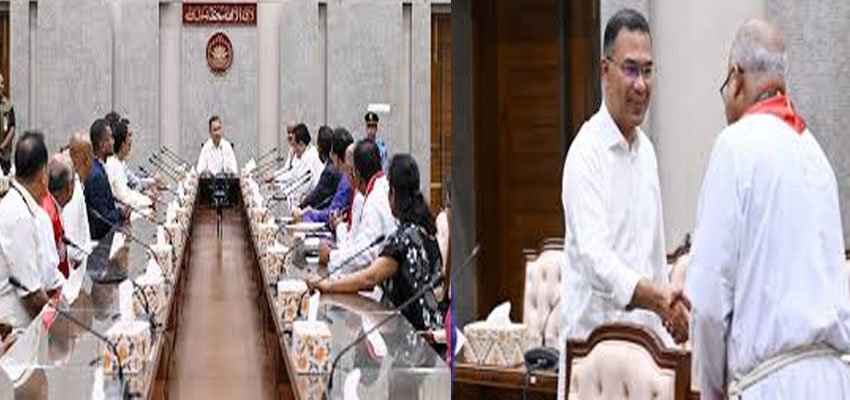 প্রধানমন্ত্রীর সঙ্গে খ্রিস্টান ধর্মাবলম্বী নেতাদের শুভেচ্ছা বিনিময়