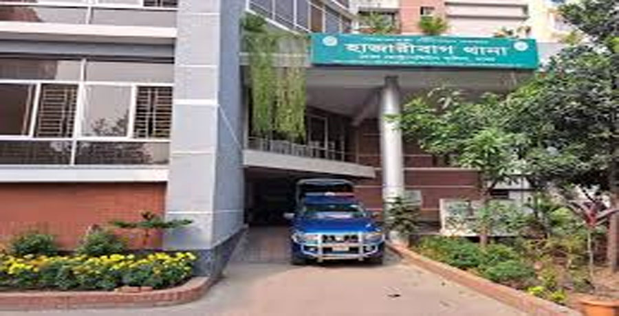 পুলিশকে দুই লাখ টাকা না দেয়ায় চুরির মামলা !