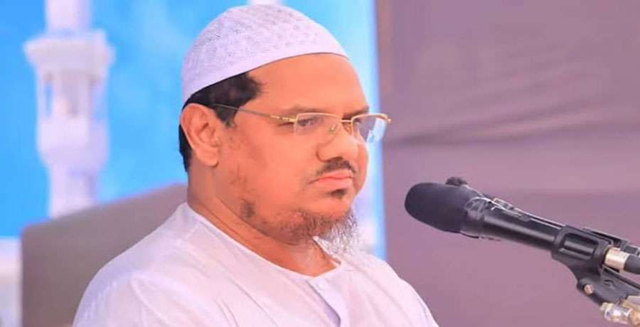 জনগণের মনের ভাষা বুঝতে পারেনি সরকার: চরমোনাই পীর