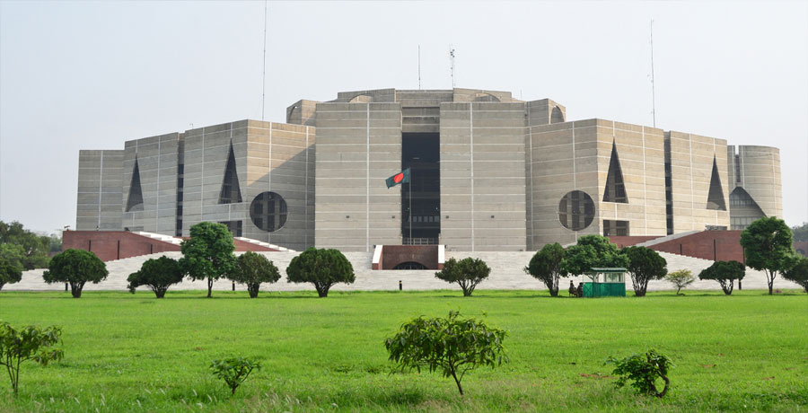 সংসদ ভবনে আগুন, কারণ অনুসন্ধানে তদন্ত কমিটি