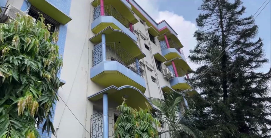 তারাপীঠের হোটেলে ভয়াবহ আগুন, নিহত ৮; গ্রেফতার মালিক