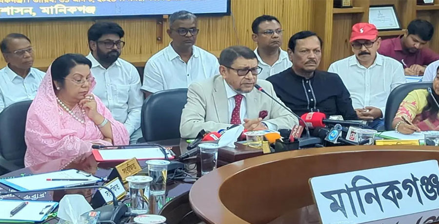 আদানি বিদ্যুৎ নিয়ে আমাদের সঙ্গে খেলা করছে: স্বাস্থ্যমন্ত্রী