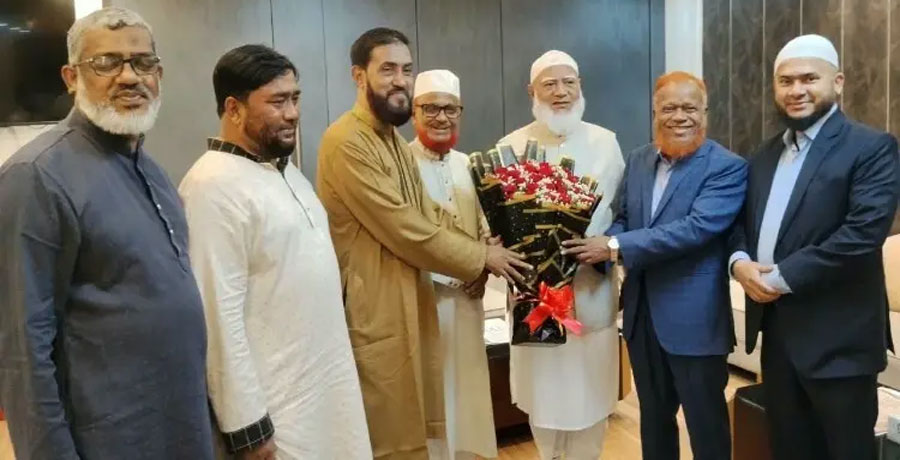 তুরস্ক সফর ও ওমরা শেষে দেশে  আসলেন জামায়াত আমির