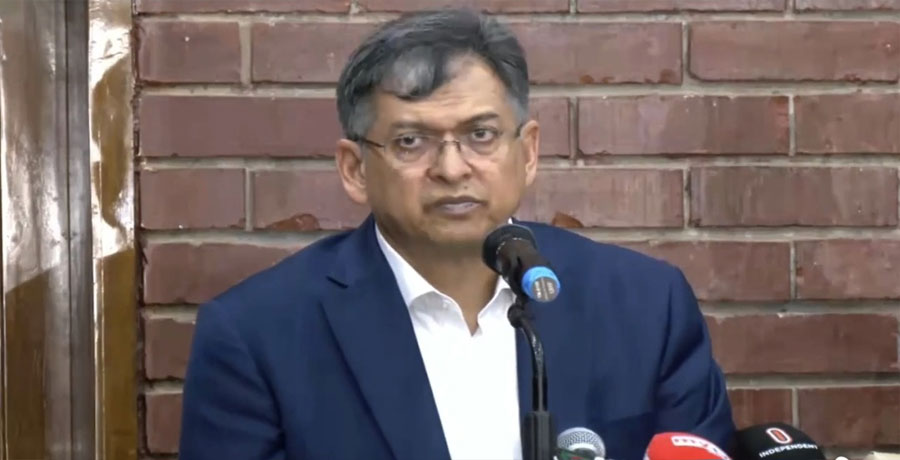ক্রসফায়ার নিয়ে আইজিপির বক্তব্যের উদ্দেশ্য  ছিল আইনের কঠোরতা বোঝানো: স্বরাষ্ট্রমন্ত্রী